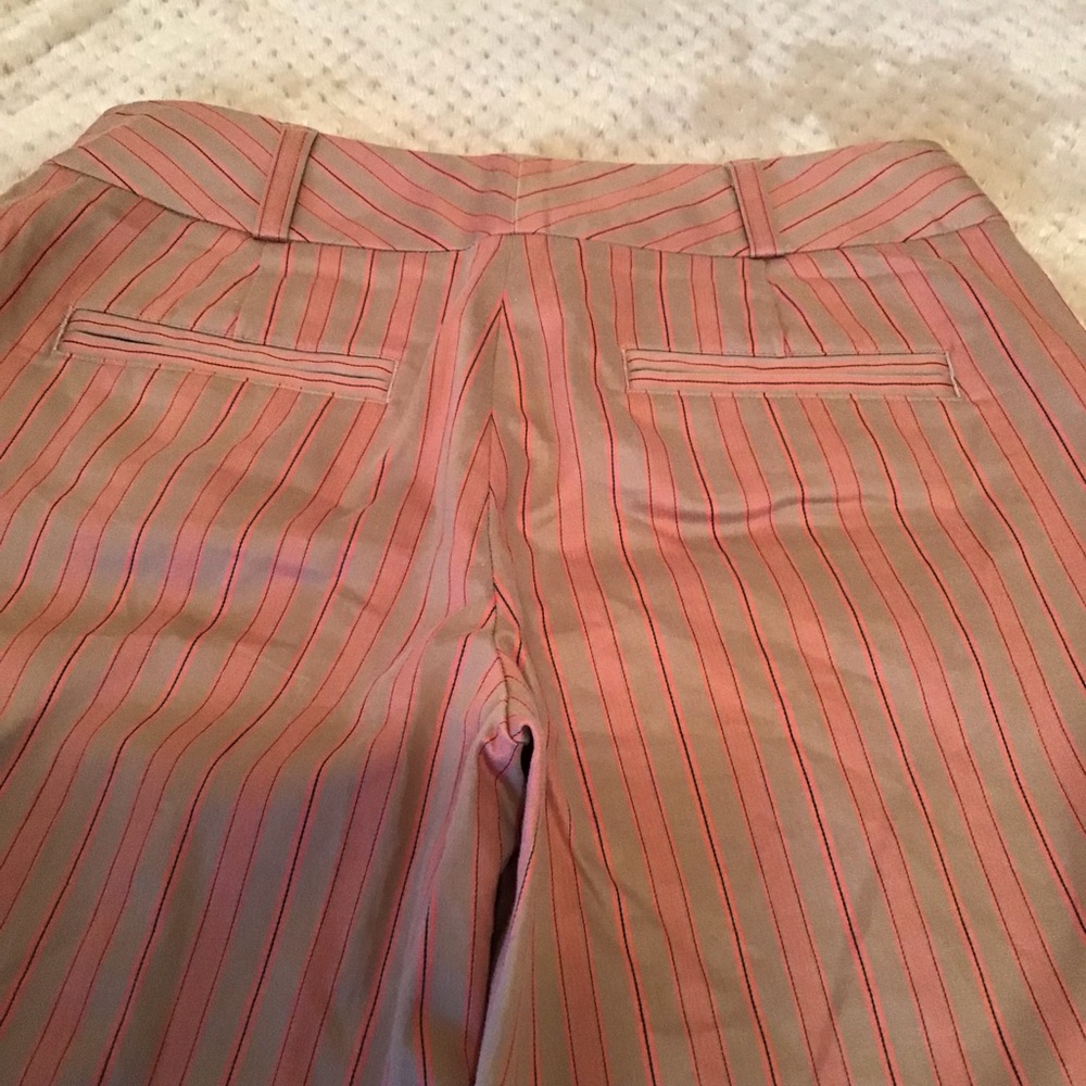 Express Capris - Picture 3 of 7